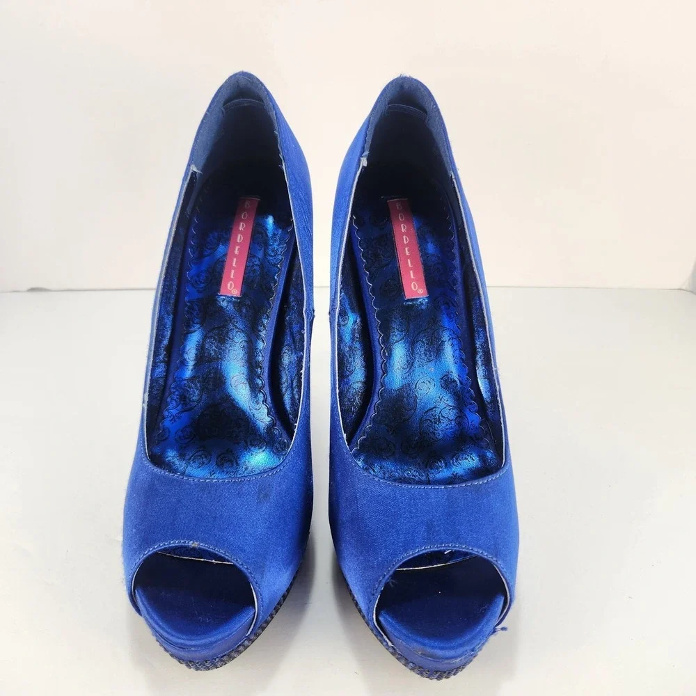 Bordello Women's Elegant Rhinestone Bright Blue Heeled Sandals Size 7